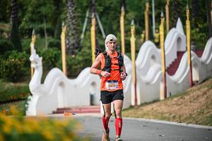 BIB: 5610
                            <button type="button" onclick="openModal(22504195)" class="btn btn-primary btn-sm float-right btn-popup" data-toggle="modal" data-target=".modal-high-quality">
                        <i class="fas fa-shopping-cart"></i> Add to Cart
                    </button>
                                            <button type="button" onclick="isThisMe(22504195, true)" class="btn btn-success btn-sm float-right btn-popup btn-isme hidden" data-toggle="tooltip" data-placement="bottom" title="นี่คือรูปของคุณใช่ไหม คลิกที่นี่เพื่อเอาเข้าอัลบั้ม">
                        <i class="fas fa-plus"></i> Add to album
                    </button>
                    <button type="button" onclick="isThisMe(22504195, false)" class="btn btn-warning btn-sm float-right btn-popup btn-isnotme hidden">
                        <i class="fas fa-ban"></i> Remove from album
                    </button>